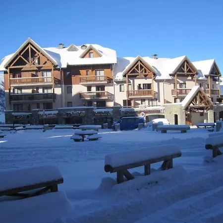 1800 Pied Des Pistes Apartment *